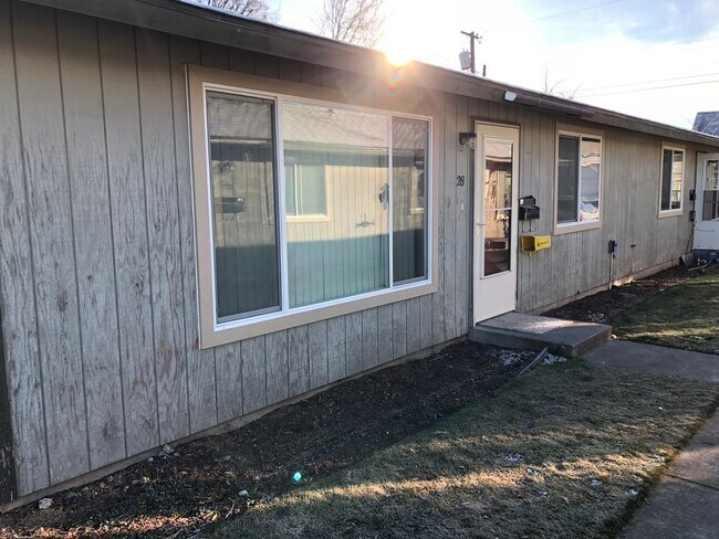 28-30 E Courtland Ave in Spokane, WA - Building Photo - Building Photo