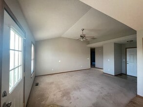 1004 E Melton Rd in Ozark, MO - Building Photo - Building Photo