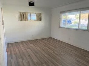 216 Lucinda Dr in Fairview Heights, IL - Building Photo - Building Photo