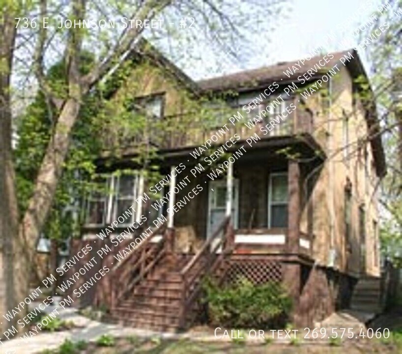 736 E Johnson St in Madison, WI - Building Photo