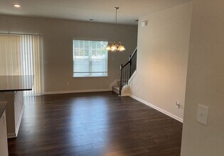 341 Zocalo Dr in Gastonia, NC - Building Photo - Building Photo