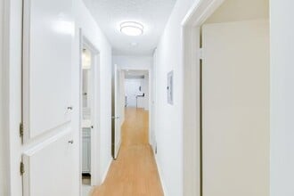 144 N Wetherly Dr, West Hollywood , CA 90048 in West Hollywood, CA - Foto de edificio - Building Photo