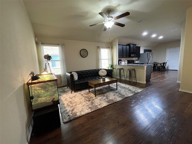 property at 3650 Sumner Lodge Dr