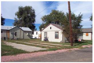 LeBaron Mobile Home Park in Aurora, CO - Foto de edificio - Building Photo