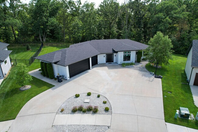 property at 609 Black Wolf Lp