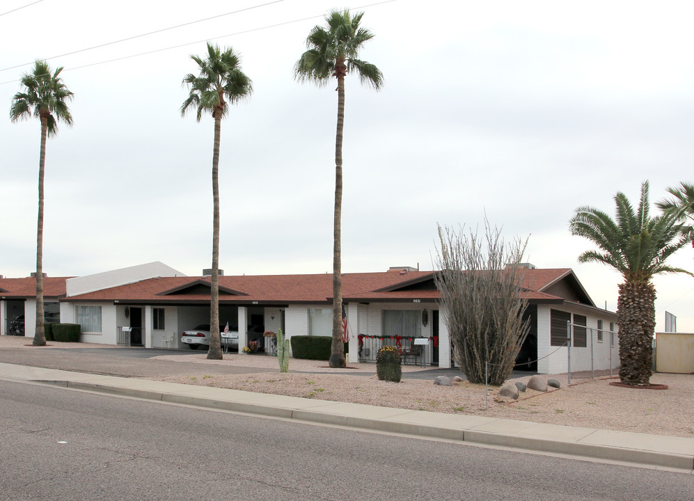 Golf Apartments in Mesa, AZ - Building Photo