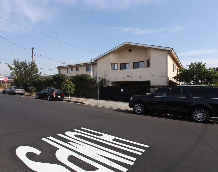 1268 N Hobart Blvd in Los Angeles, CA - Building Photo