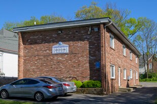 Kampus Heights in Lexington, KY - Building Photo