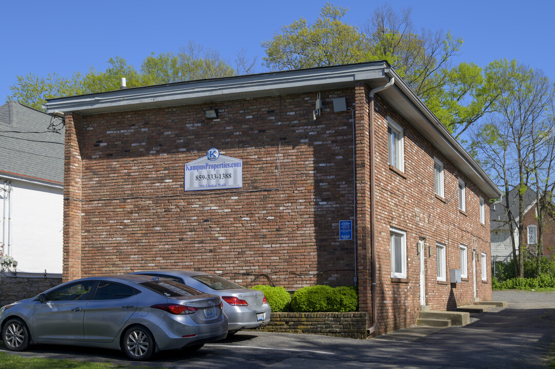 Kampus Heights in Lexington, KY - Building Photo