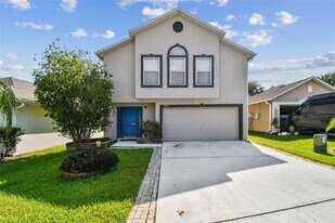 2822 Mingo Dr in Land O Lakes, FL - Building Photo
