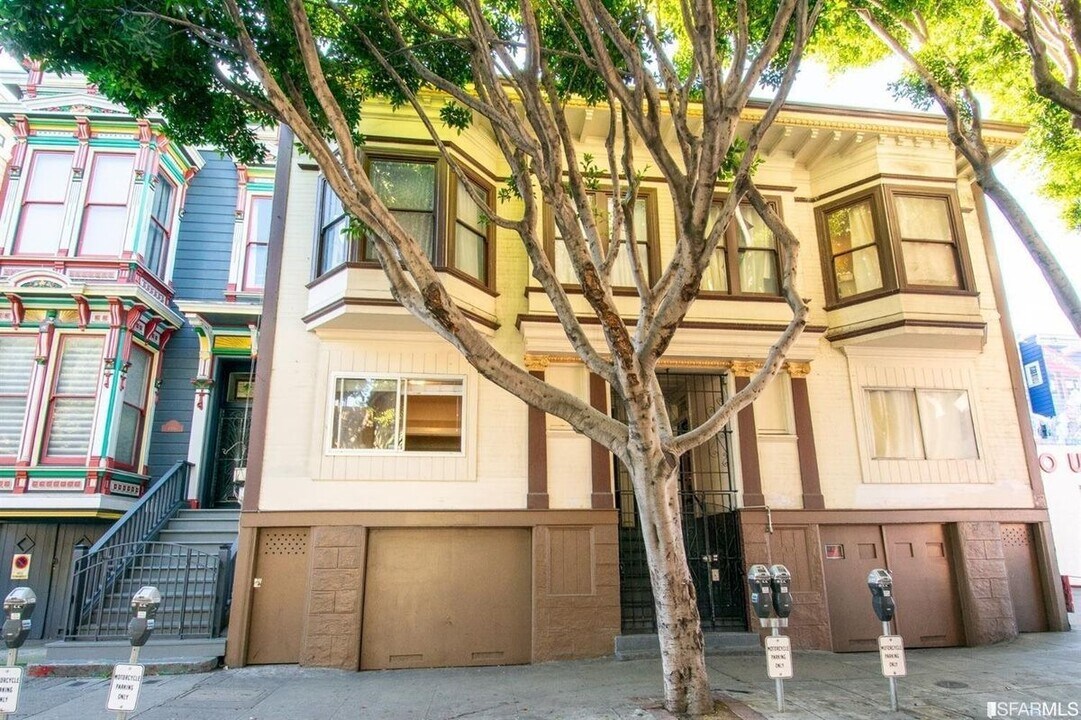 3175 24th St in San Francisco, CA - Foto de edificio