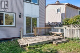 19 Hewitt Way in Ottawa, ON - Building Photo - Building Photo