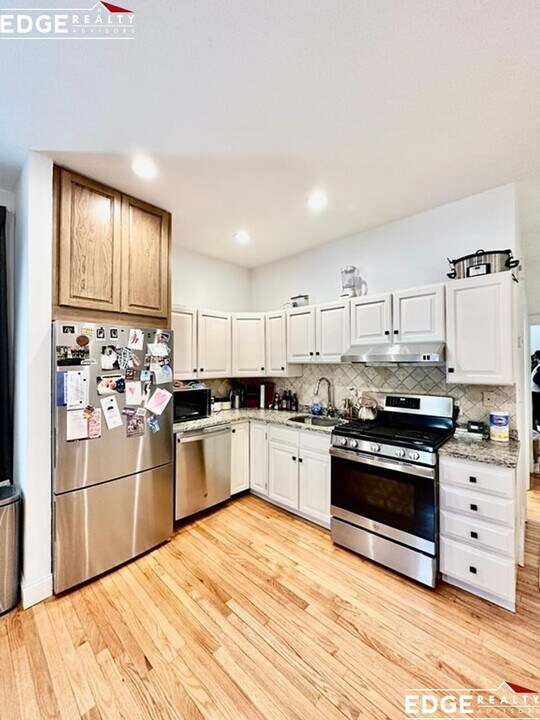 58 Telegraph St in Boston, MA - Building Photo