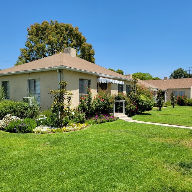 property at 506 N Rosemary Ln