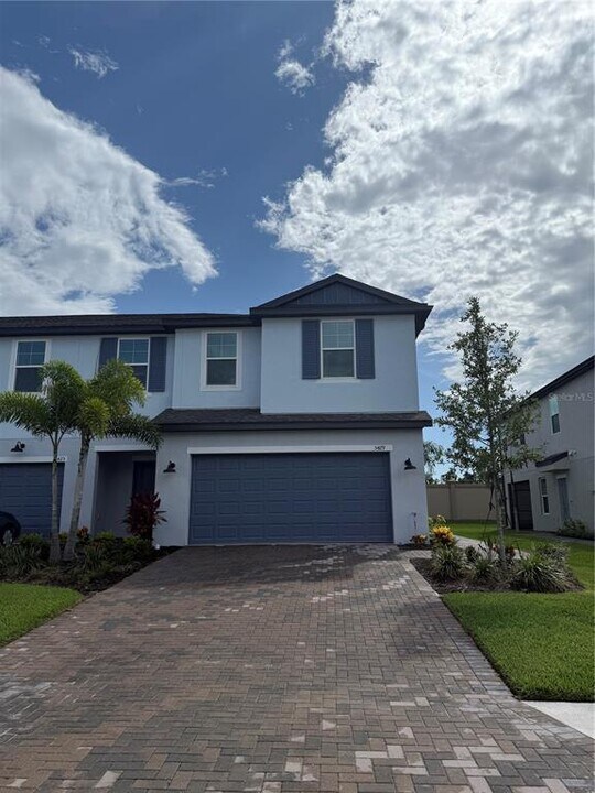 5429 Tripoli Dr in Palmetto, FL - Building Photo