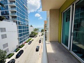 2001 S Biscayne Blvd in Miami, FL - Building Photo - Building Photo