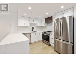 929 Homer St in Vancouver, BC - Building Photo - Building Photo