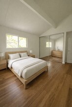 39 Jade Ct, Unit 4 in Novato, CA - Foto de edificio - Building Photo