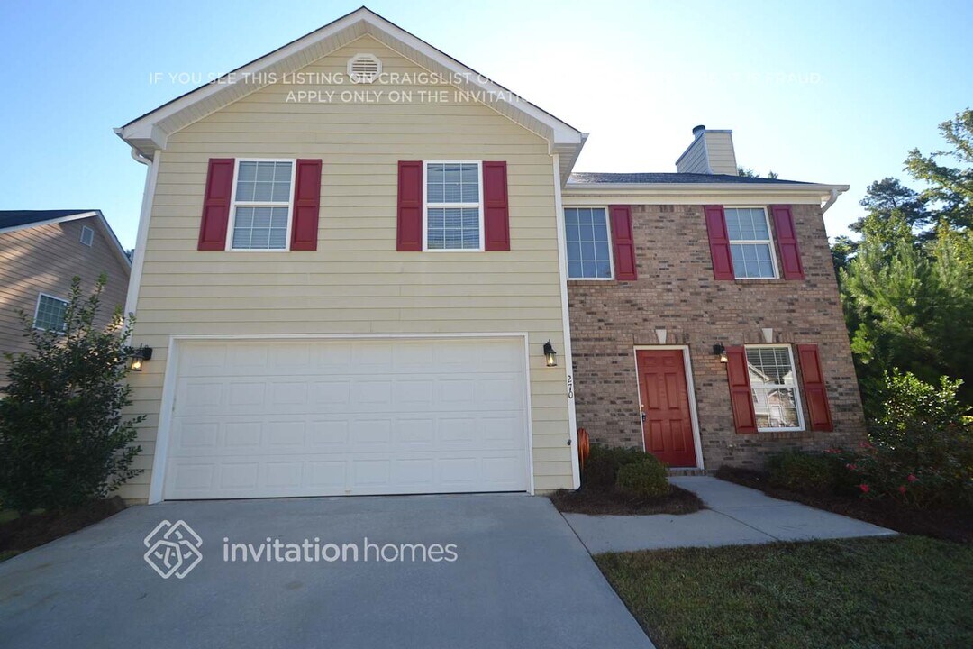 270 Valley View Dr in Fairburn, GA - Building Photo
