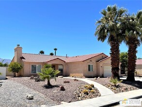 30399 Sterling Rd in Cathedral City, CA - Building Photo - Building Photo