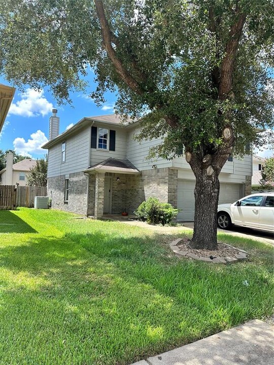 21611 Bowcreek Ln in Katy, TX - Foto de edificio