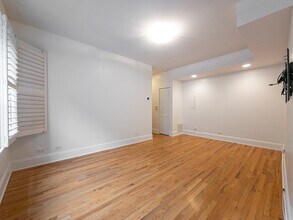 5402 N Kenmore Ave in Chicago, IL - Building Photo - Building Photo
