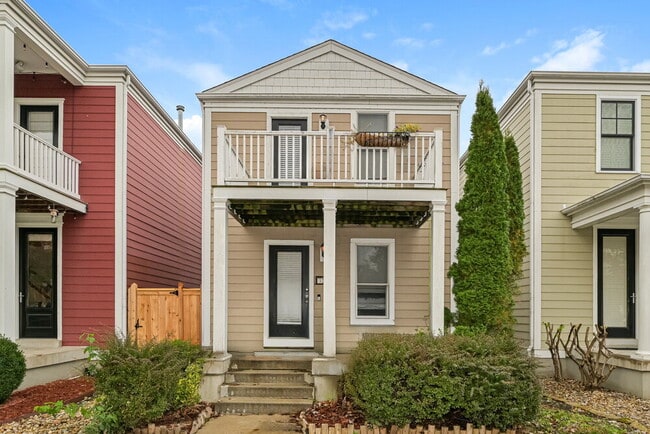 3265 Simeon Bunker St