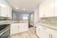 2614 Cleburne St photo'