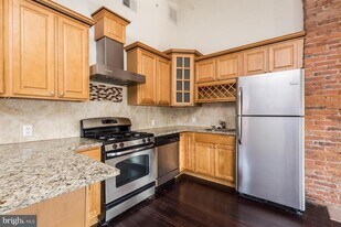 1600 Frankford Ave in Philadelphia, PA - Building Photo