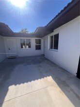 9770 SW 37th Terrace in Miami, FL - Building Photo - Building Photo