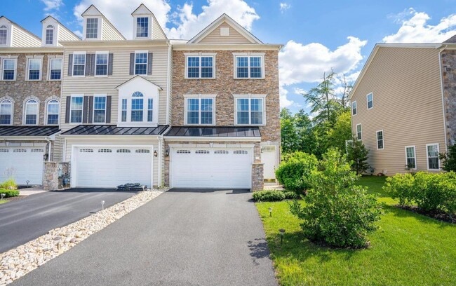 property at 24 Grissom Dr