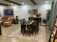 840 Threadneedle St photo'