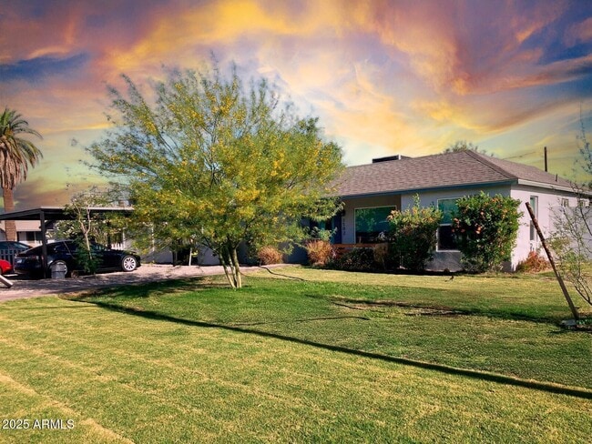 property at 1702 W Glenrosa Ave