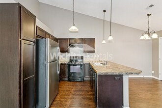 1346 N Curtis Ct in Wichita, KS - Building Photo - Building Photo