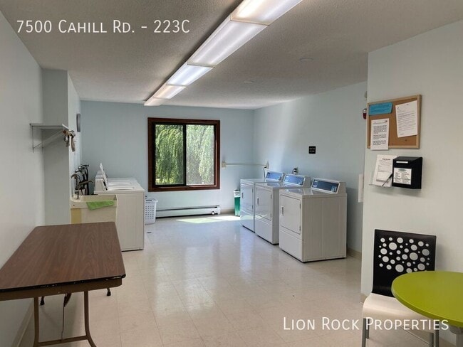 7500 Cahill Rd in Minneapolis, MN - Building Photo - Building Photo
