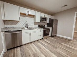 9871 Guidy Ln in Pensacola, FL - Building Photo - Building Photo