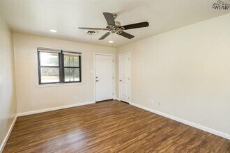 4004 Hooper Dr in Wichita Falls, TX - Building Photo - Building Photo