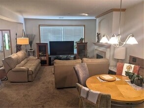 8220 Golden Valley Rd in Minneapolis, MN - Building Photo - Building Photo