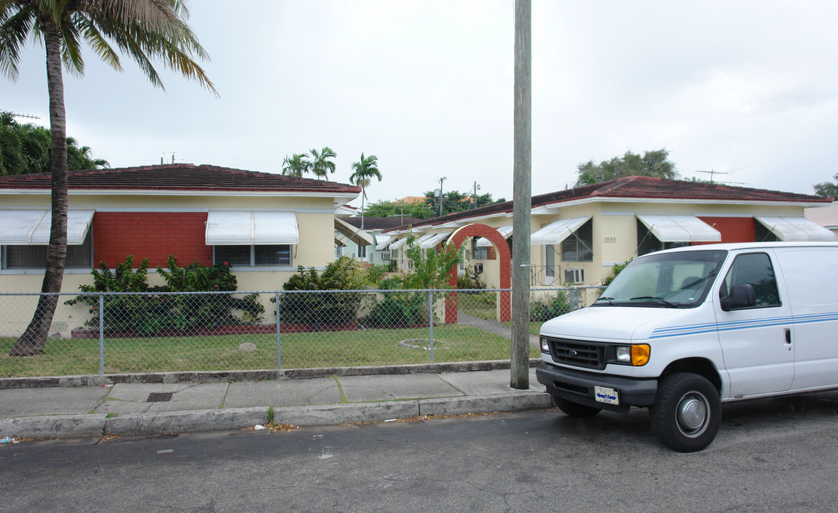 1850 NW Flagler Ter in Miami, FL - Building Photo