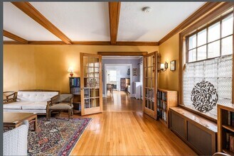 269 Waltham St in Newton, MA - Foto de edificio - Building Photo