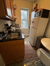 1161 Commonwealth Ave, Unit 19 in Boston, MA - Building Photo - Building Photo