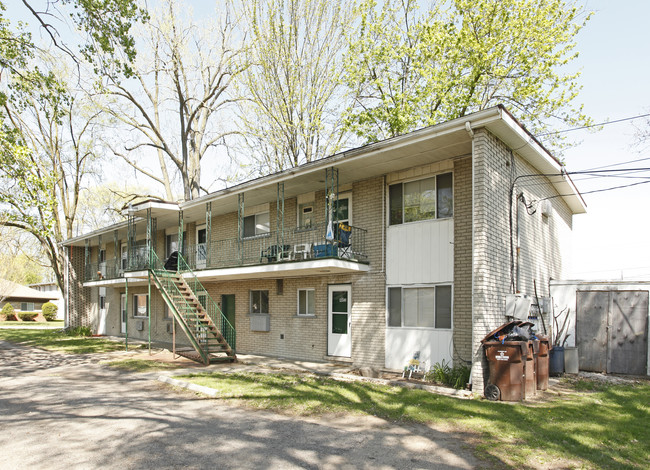 4045-4051 Columbus St in Wayne, MI - Foto de edificio - Building Photo