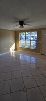 6251 SW 41st St in Davie, FL - Building Photo