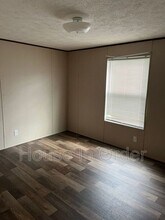 120 Shamrock Park Dr in Landrum, SC - Building Photo - Building Photo