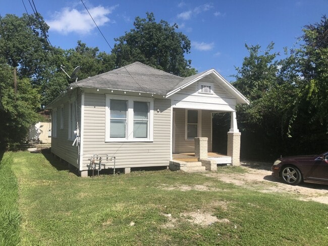 1419 Capron St in Houston, TX - Building Photo - Building Photo
