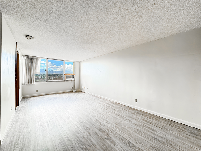property at 1060 Kamehameha Hwy