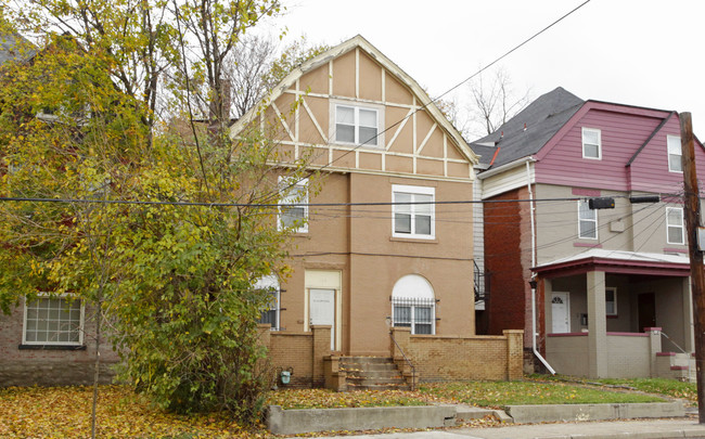 120 S Negley Ave in Pittsburgh, PA - Building Photo - Building Photo