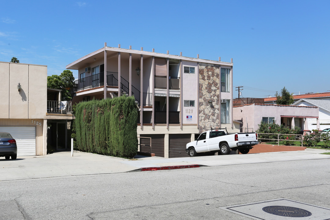 1129 Melrose Ave in Glendale, CA - Building Photo