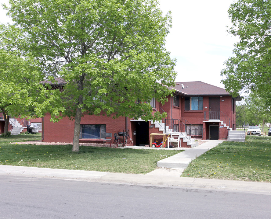 1904-1910 Beeler St in Aurora, CO - Building Photo