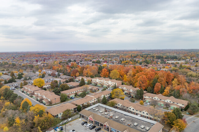 48 Wilcox Creek in Toronto, ON - Building Photo - Building Photo